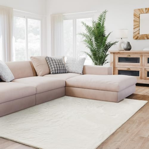 Interiyou Fargo - Teppich Wohnzimmer 160x230 cm Creme - Kurzflor Waschbar und rutschfest - Flauschiger Fellteppich aus Kunstfell - weicher Langflor Fell