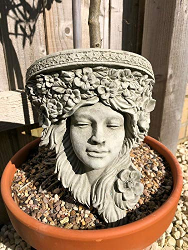 Statua decorativa da giardino in stile liberty, con pietra ricostituita