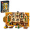 LEGO Harry Potter Hausbanner, Hufflepuff, 76412, Hogwarts Schloss, Gemeinschaftsraum, Wanddekoration, Bauset mit 3 Figuren und Mandragone, Sammlerspielzeug, Harry Potter Idee