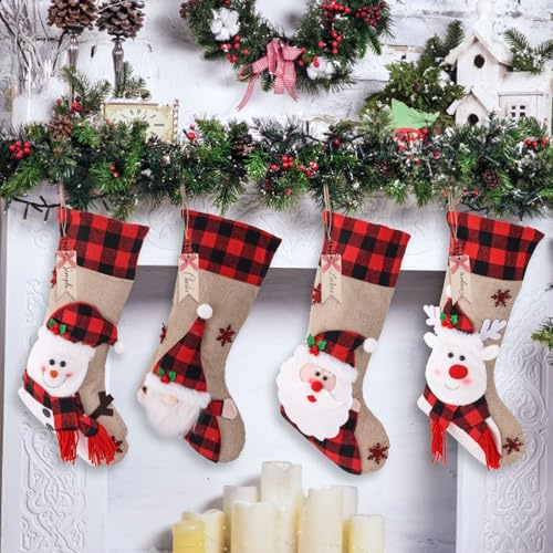 Gosknor 4 Pz Calze di Natale, Calze di Natale Personalizzate in Stoffa con 4 Targhette in Legno Calze di Natale di Babbo Natale per la Festa di Natale