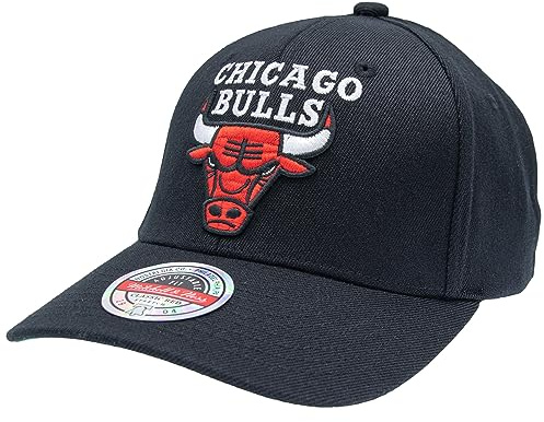 Mitchell & Ness NBA Classic Red Snapback - Chicago Bulls