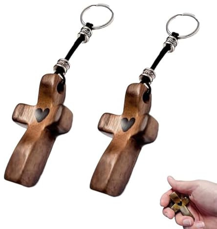 RICOKJRDE Llavero de cruz de madera de nogal artesanal con colgante de corazón, regalo de aliento para la suerte y la felicidad (B-2PC)