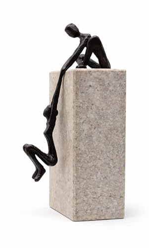 ULVEOL Sculpture Industrielle Abstraite en métal pour Couple – Homme soulevant la Femme du Rebord – Cadeau d'amour Moderne en Bronze pour Couples Décoration d'étagère en Fonte pour la Maison, la