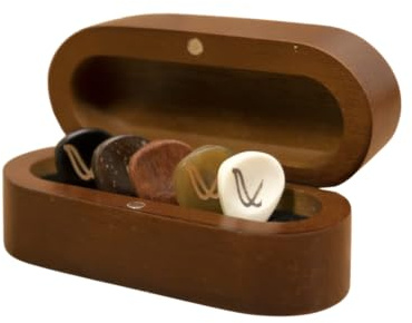 Wambooka Handcrafted guitar pick with anatomical imprint in bone, horn, wood and coconut (Transparent Horn)
