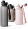 MAMEIDO Trinkflasche 1,5l mit Strohhalm & Zeitmarkierung als Trinkerinnerung, Wasserflasche auslaufsicher, Sportflasche BPA-frei, Gym Water Bottle, Flasche aus Tritan (Carbon Grey, 1500ml)