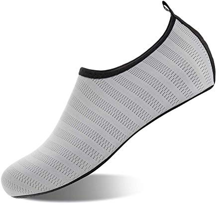 HMIYA, Homme et Femme Chaussures Aquatiques Pieds Nus a Sechage Rapide Chaussures d'eau de Sport pour Plage Surf Plongee Natation - LXY/Gris Clair - 39/40 EU