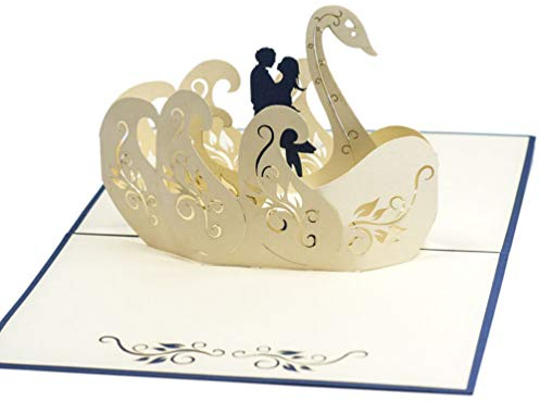 Favour Pop Up® - 3D Hochzeitskarte. Ein filigranes Kunstwerk, dass sich beim Öffnen als Hochzeitspaar in einem Schwan entfaltet. TW013 …