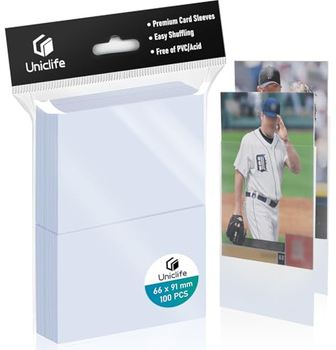 Uniclife 100 Stück Weiche Kartenhülle Sammelkarten Hüllen Verdickte Trading Card Ultra Transparente Penny-Hüllen Baseball Kartenhüllen für Sportkarten MTG-Karten Fußballkarten, 66 x 91 mm
