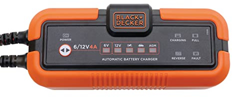 BLACK+DECKER Chargeur de Batterie Intelligent & Maintient de Charge Automatique Auto Moto 4A 6 V-12 V